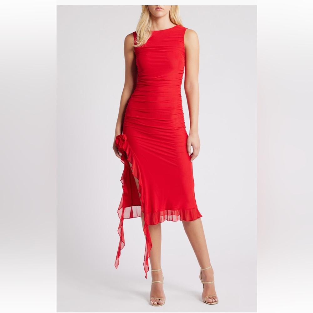 Elegant Red Sleeveless Dress
